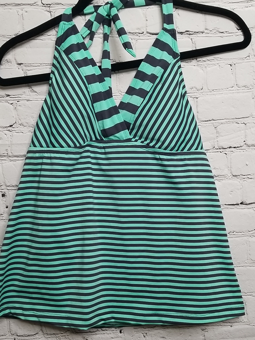 Mossimo womens tankini/halter top size Medium green & black stripe EUC